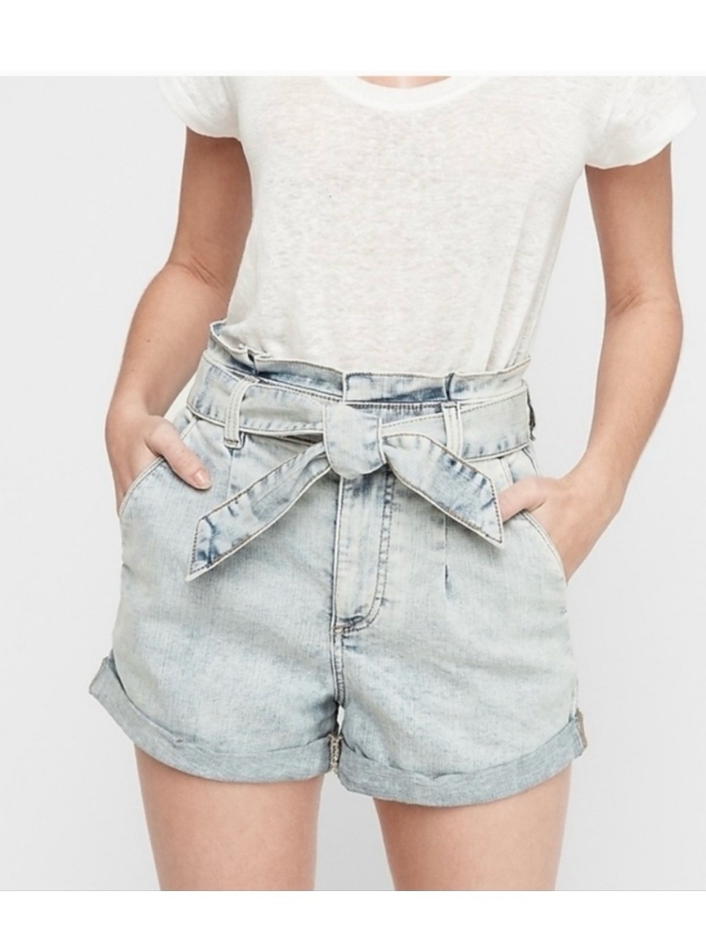 Express Light Wash Paperbag Denim Shorts with Tie Belt sz 6 high rise